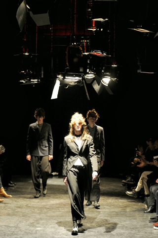 Comme des Garcons / - 2011-2012